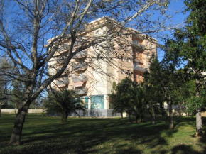 Duplex junto a un Parque